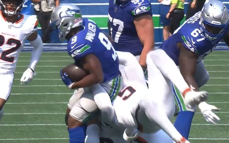 nfl-commentator-botches-pro-wrestling-reference-during-broncos-vs-seahawks-game-36