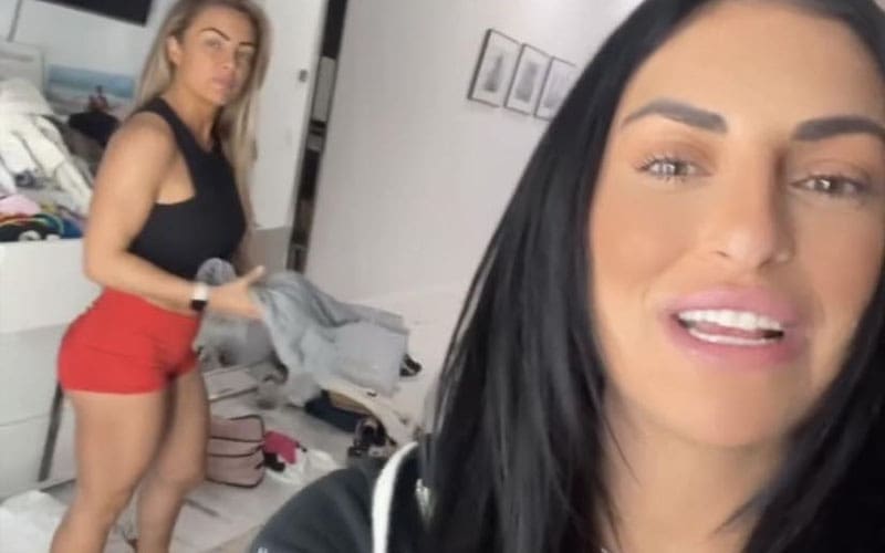 sonya-deville-reunites-with-best-friend-mandy-rose-for-bachelorette-weekend-52