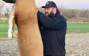 braun-strowman-sparks-outrage-after-posting-photo-with-dead-buck-38