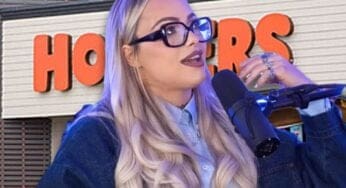 liv-morgan-credits-hooters-job-for-introducing-her-to-embracing-her-sexuality-29