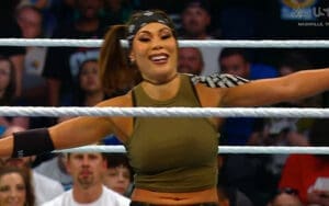 Michin Defeats Chelsea Green In Dumpster Match During 10/4 WWE SmackDown