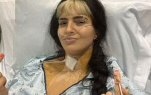 steph-de-lander-shares-update-after-neck-fusion-surgery-29