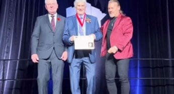 chris-jericho-inducts-father-ted-irvine-into-manitoba-sports-hall-of-fame-09