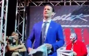 CM Punk Makes Special Appearance at Complex Con During WWE Hiatus CM Punk Makes Special Appearance at Complex Con During WWE Hiatus