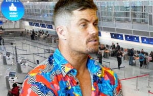 grayson-waller-declares-he-will-never-take-photos-with-fans-at-airports-08