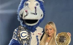 liv-morgan-links-up-with-indianapolis-colts-mascot-27