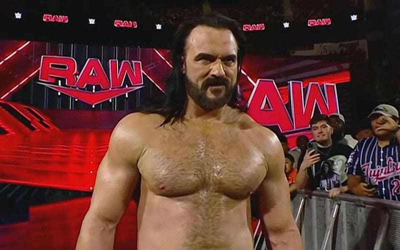 Drew McIntyre Blindsides Jey Uso After Call-Out During 12/30 WWE RAW