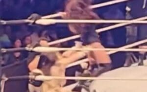 Nikki Cross Bites Scarlett Bordeaux’s Rear End When Attempting Stink Face at WWE MSG Live Event Nikki Cross Bites Scarlett Bordeaux's Rear End When Attempting Stink Face at WWE MSG Live Event
