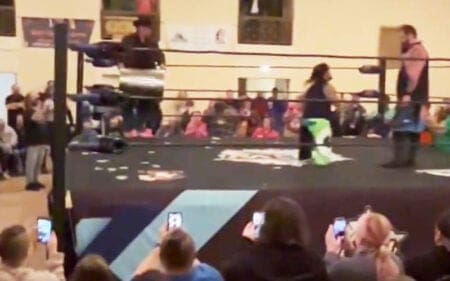 JBL Recreates Iconic WrestleMania Spot with Hornswoggle at Indie Show