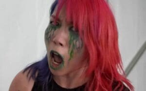 Asuka Calls Out Fans for Letting "Garbage Reviews" Dictate Their Choices