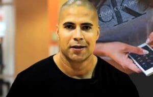 Maven Reveals Crazy Story of Hookup Calling His Girlfriend to Expose Affair Maven Reveals Crazy Story of Hookup Calling His Girlfriend to Expose Affair