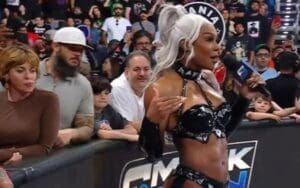Jade Cargill Has Surprising Reaction to Viral Photo of Fans Checking Her Out on SmackDown