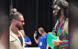 Seth Rollins Tells Superfan to Cash In on John Cena in Hilarious Fanatics Fest Moment