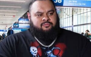 Bronson Reed Issues Warning to Fans About Signing at Airports