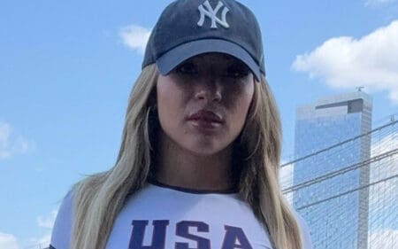 Lola Vice Sends Fans Into Meltdown With 4th of July Bikini Post Lola Vice Sends Fans Into Meltdown With 4th of July Bikini Post