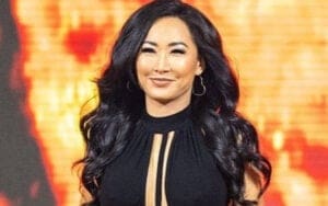 Gail Kim Gets Weekly Texts Urging Her to Return to WWE Gail Kim Gets Weekly Texts Urging Her to Return to WWE