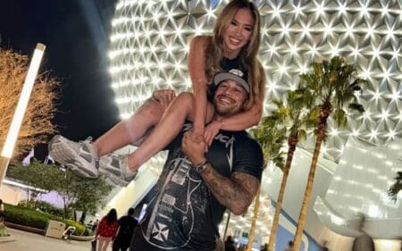 Damian Priest & Lola Vice Drop Adorable Couple Photo From Disney Epcot Damian Priest & Lola Vice Drop Adorable Couple Photo From Disney Epcot