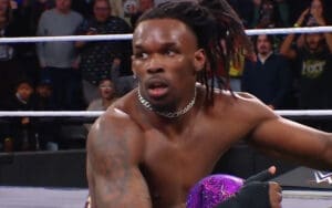Je’Von Evans Robbed Of NXT Title Win During 12/9 Episode Je'Von Evans Robbed Of NXT Title Win During 12/9 Episode